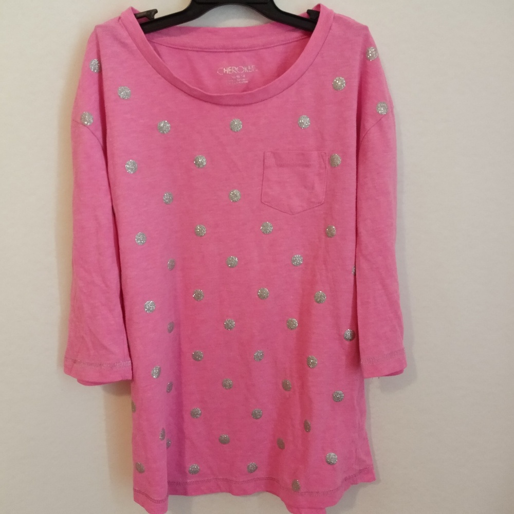 Pink polkadot shirt size 7/8